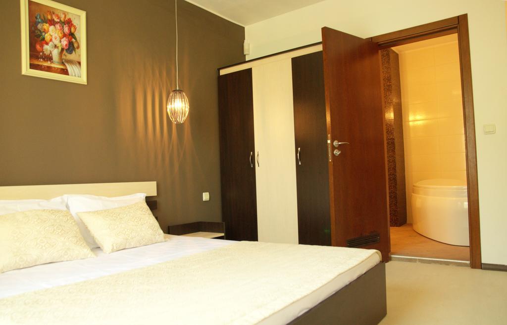 Hotel Sany Primorsko Habitación foto